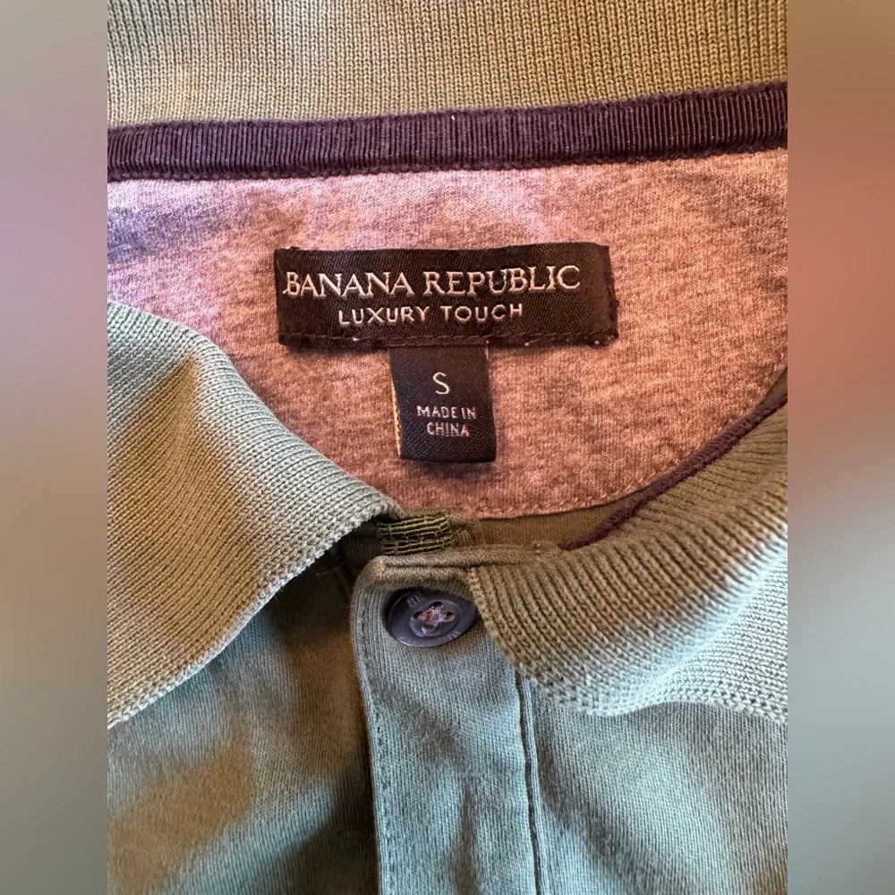 Banana Republic Men’s Green Polo Shirt